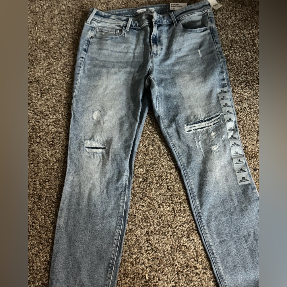 NWT Old Navy Rockstar Super Skinny Mid-Rise Distressed Light Blue Jeans Size 12